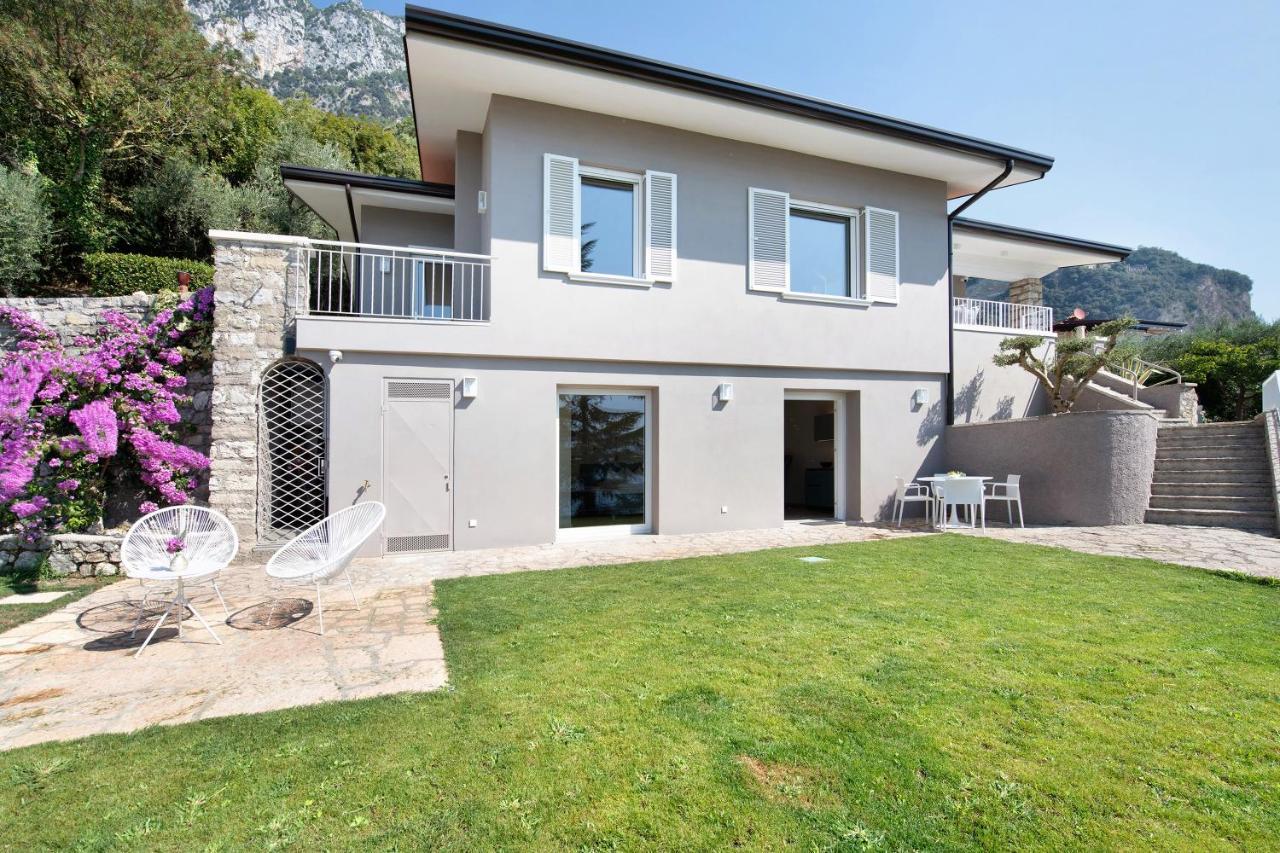 Villa Gargnano Luaran gambar